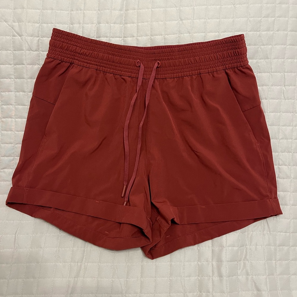 Lulu Lemon maroon shorts